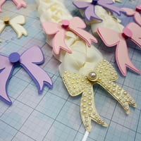 Image 2 of Bows LEI Pendant Die-Cut 1415