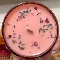 Image 2 of tomato vine scented candle