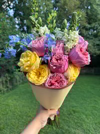 Image 3 of Monthly Bloom Subscription