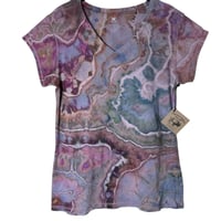 Image 5 of ♻️ UPCYCLED L Ladies V-Neck Tee in Earthy Geode Ice Dye