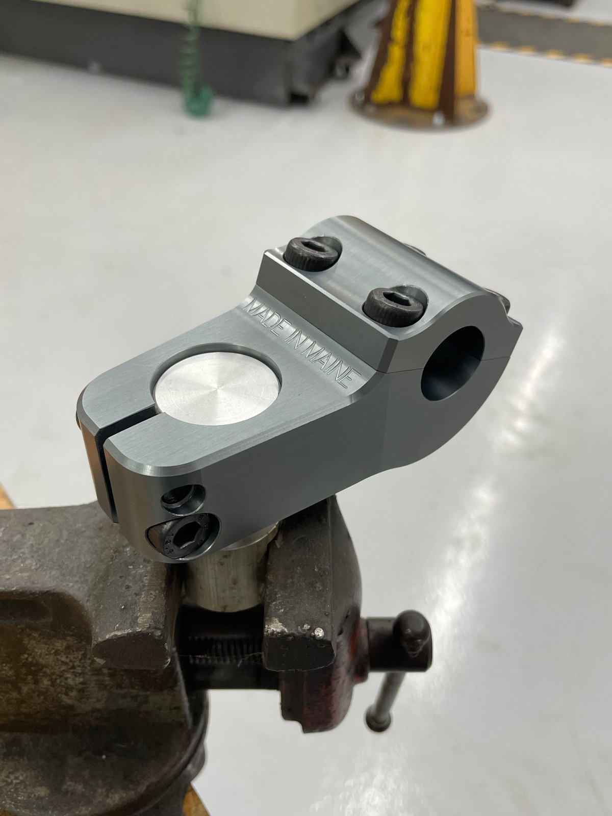 pumpa-knuck-stem.jpg?auto=