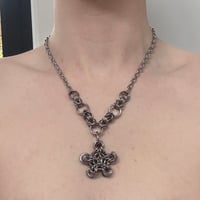 Image 2 of Metal Starfishes Necklace