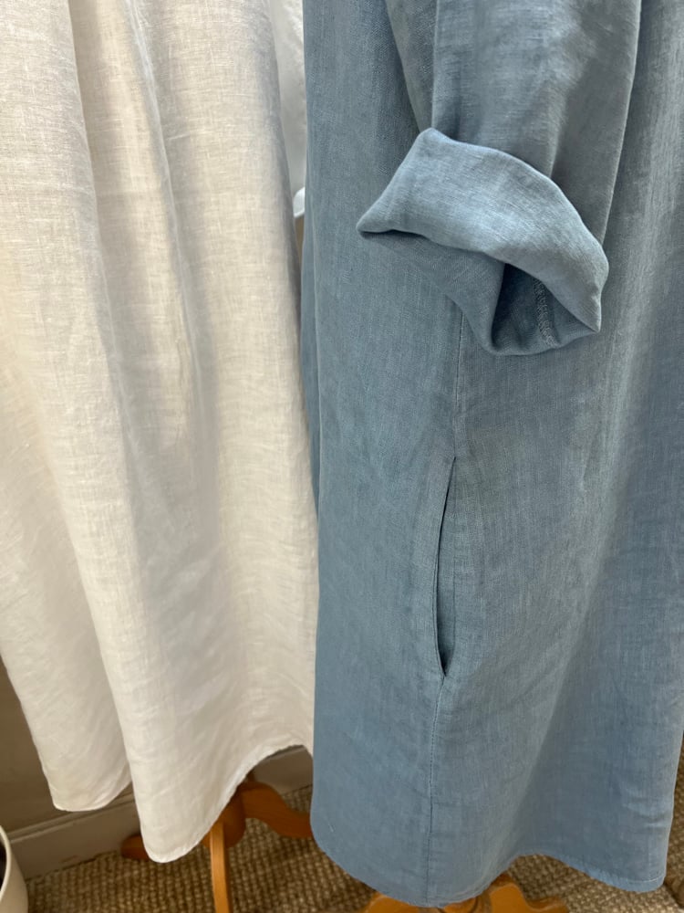Image of -30% ***Robe En Lin Daphné Bleu Jean's Clair  31.50€ au lieu de 45€