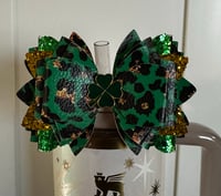 Image 1 of St. Patrick’s Day Cheeta Print Tumbler Straw Topper Bow