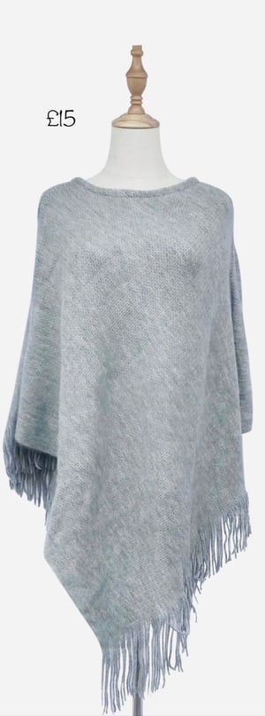 Image of Poncho - Plain Knitted Tassel 