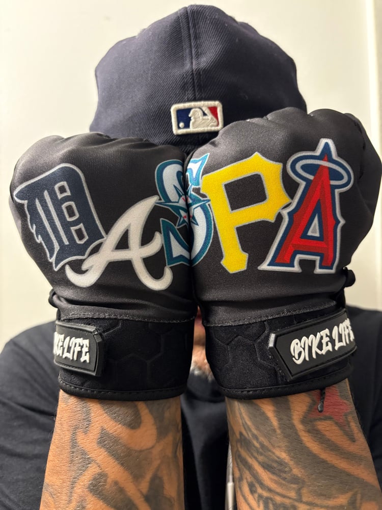 Image of DASPA BIKE GLOVES 