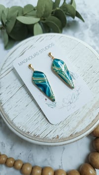 Image 2 of Ocean Geode Soft Dagger 