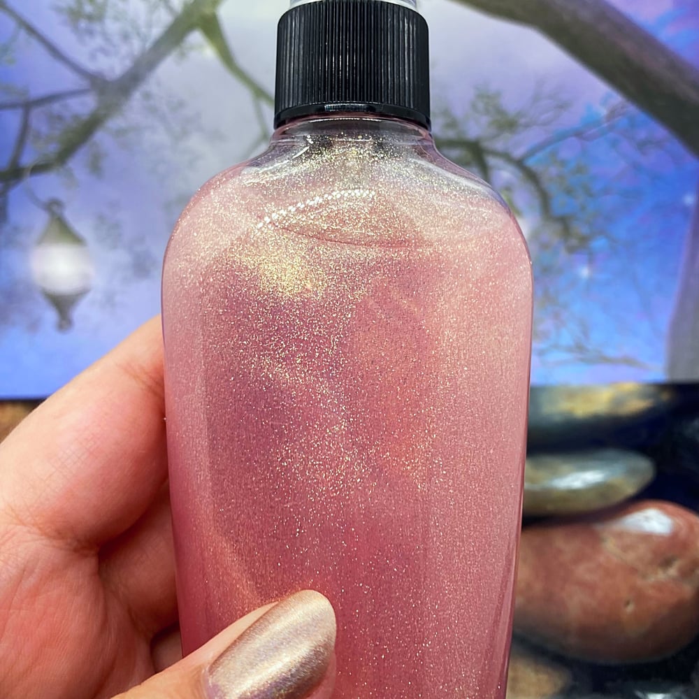 Image of Fairy Magic Stardust Elixir. A fruity floral blend based on the popular Love Spell.