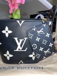 Image 3 of LV Black
