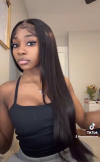 Image 2 of  13x4 hd lace 26 inch straight wig 180% density 