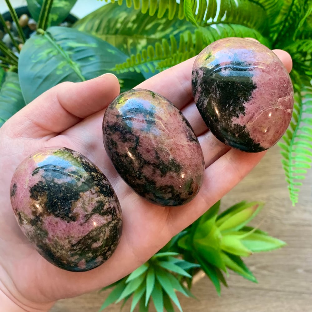Rhodonite Palm Stone