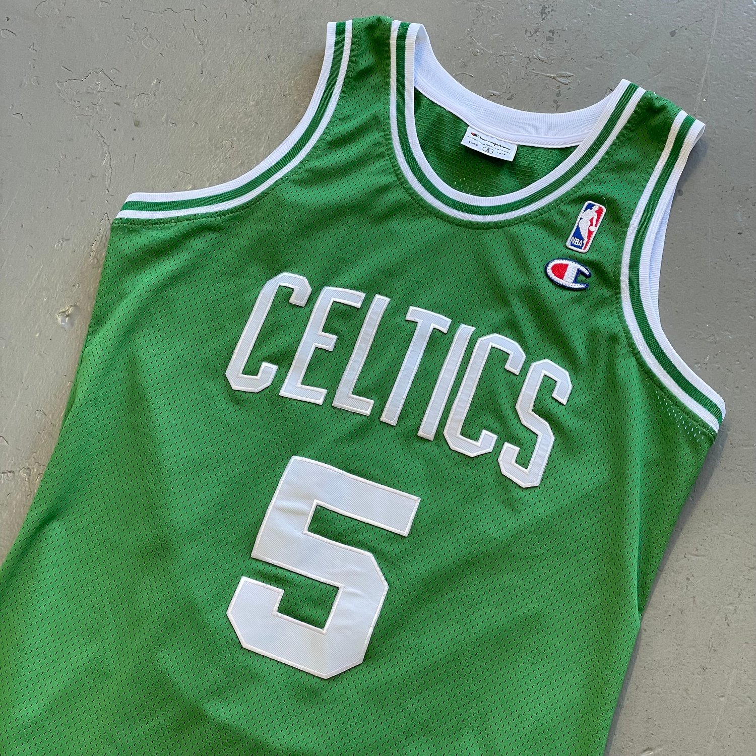 Image of Boston celtics champion jersey size small 