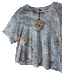 Image 6 of L Crop Tee in Soft Muted Agate Ice Dye