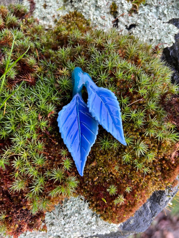 Image of Ice Blue Double Leaf Pendant