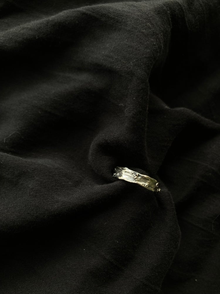 Image of Gwymon ring ~ Size S