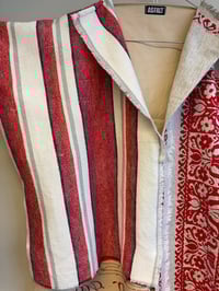 Image 5 of Daisy shirt, red (one size)