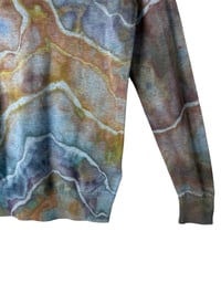 Image 5 of ♻️ UPCYCLED XS Crew Sweater in Muted Geode Ice Dye