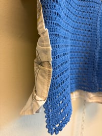 Image 11 of Daisy top, blue (one size)