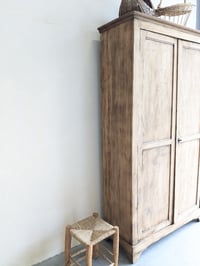 Image 2 of L'armoire parisienne bois brut 