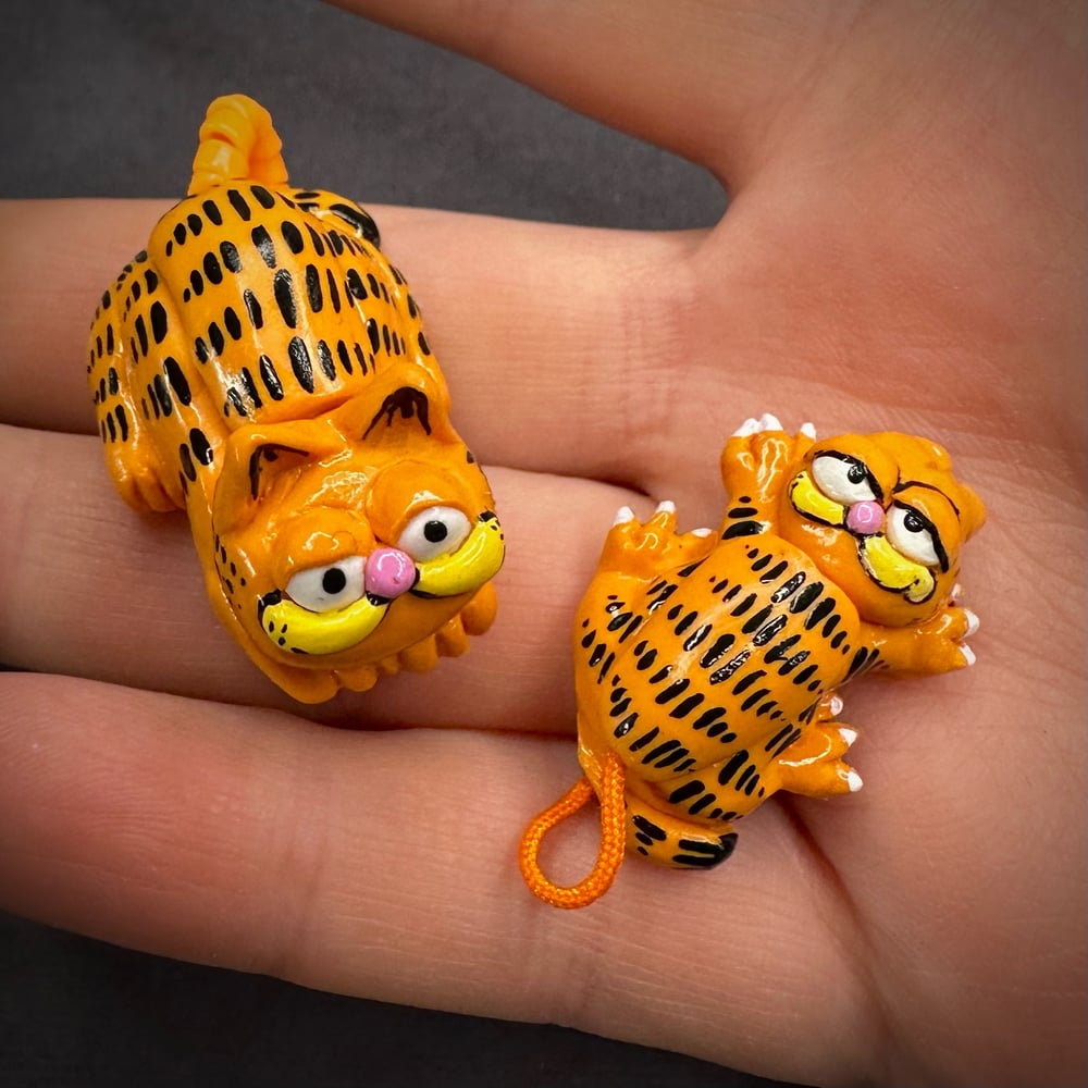 Image of Lasagna Cat Phone Magnets