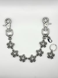 Image 1 of Daisy Wallet Chain