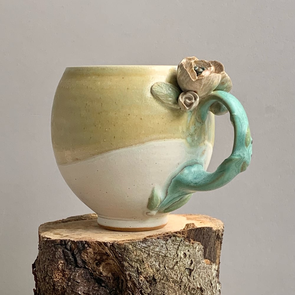 Image of Flower cup 9