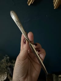 Image 3 of Magnifique porte-plume et ouvre-lettre plaqué argent, XIXÈME siècle