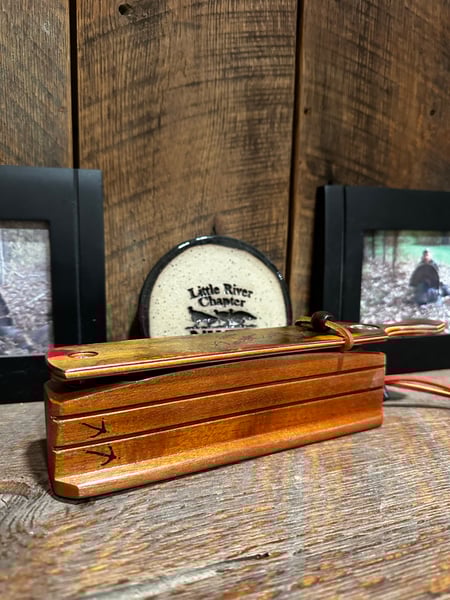 Image of Dymondwood/Mahogany 1