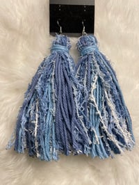 Image 2 of YarnMe1