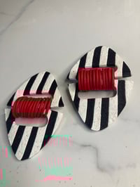 Image 2 of YaYa (Blk/White/Red) 