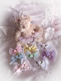 Image 3 of Surprise Bow Sets