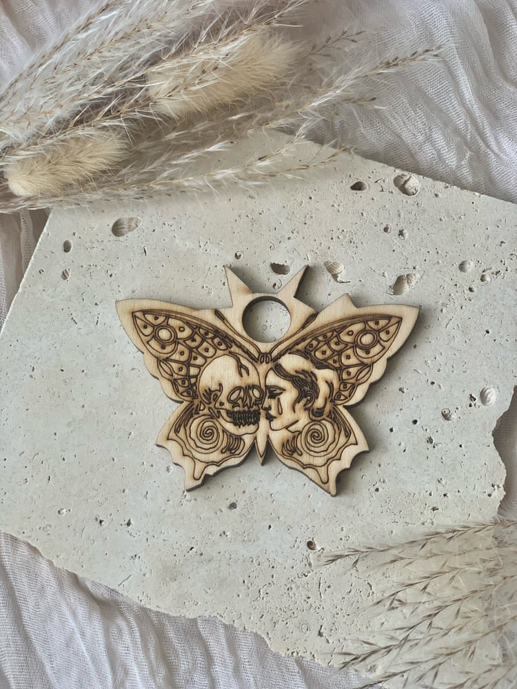 Image of Wooden Sphere Stands Natural 