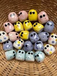 Image 15 of Mini Egg Guy Small (Pink or Yellow) Standing Decoration (seconds)