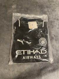 Image 3 of Man city black 