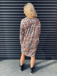 Image 3 of Milano dress with pockets- Snow leopard