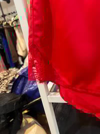 Image 5 of red set