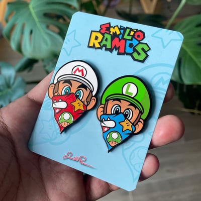 Image of Mario & Luigi pin set