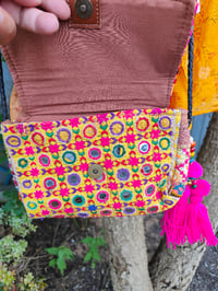 Image 2 of Nula Cutie bag- Orange Shells