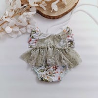 Image 3 of Newborn girls body-dress Emily | floral sage