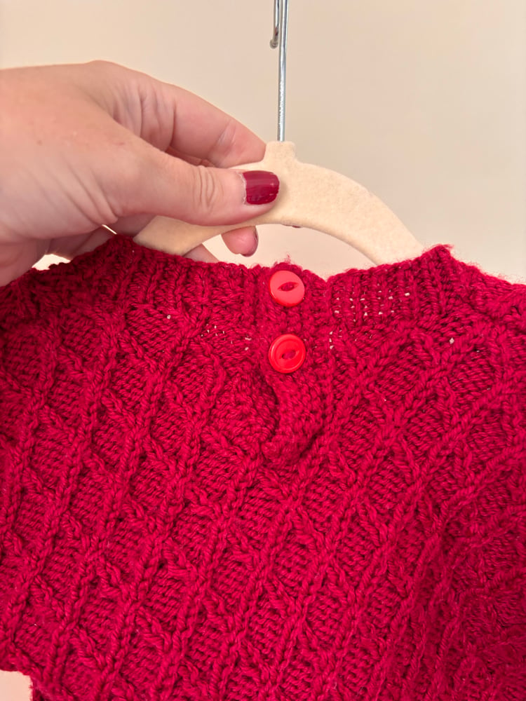 Image of PRE LOVED HAND KNIT red