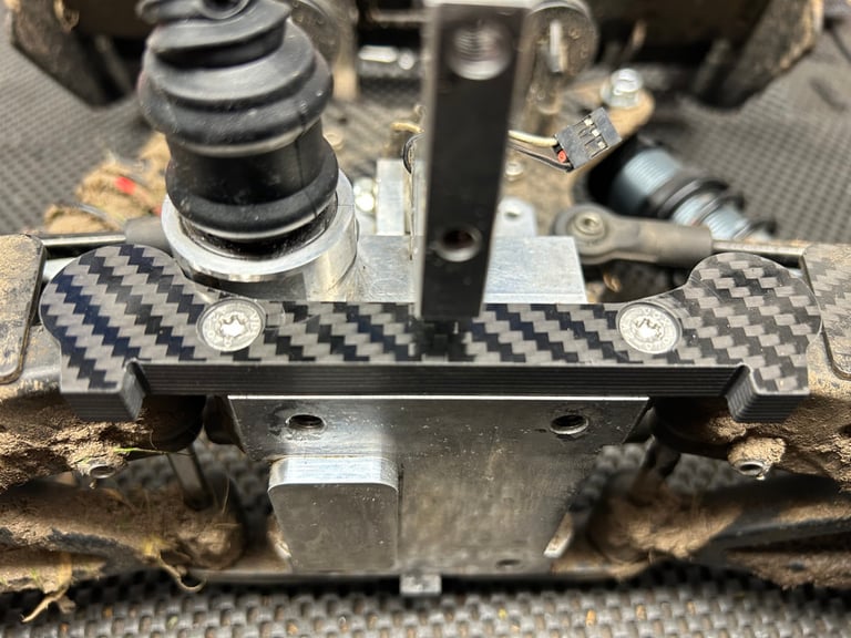 Bonehead rc upgraded carbon Losi 5b TLR rear pin brace Image 2