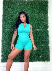 Image 2 of SnapBack 2pc biker shorts set ( teal green)