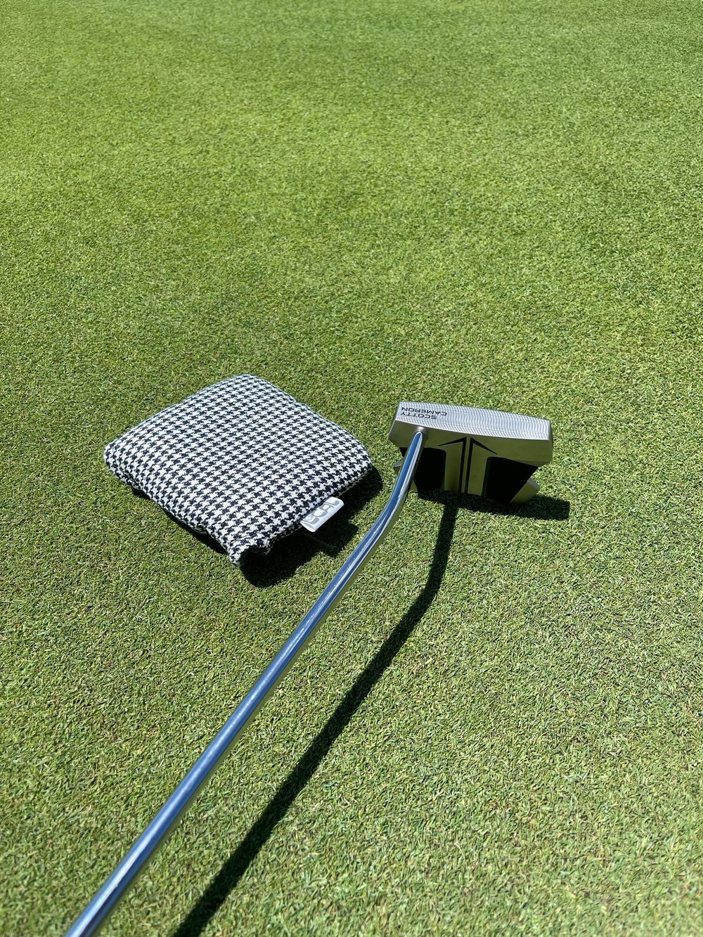 Navy Houndstooth Mallet Putter Cover