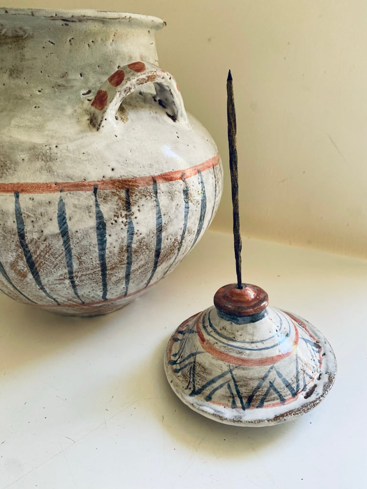 Large Lidded Urn Image 3
