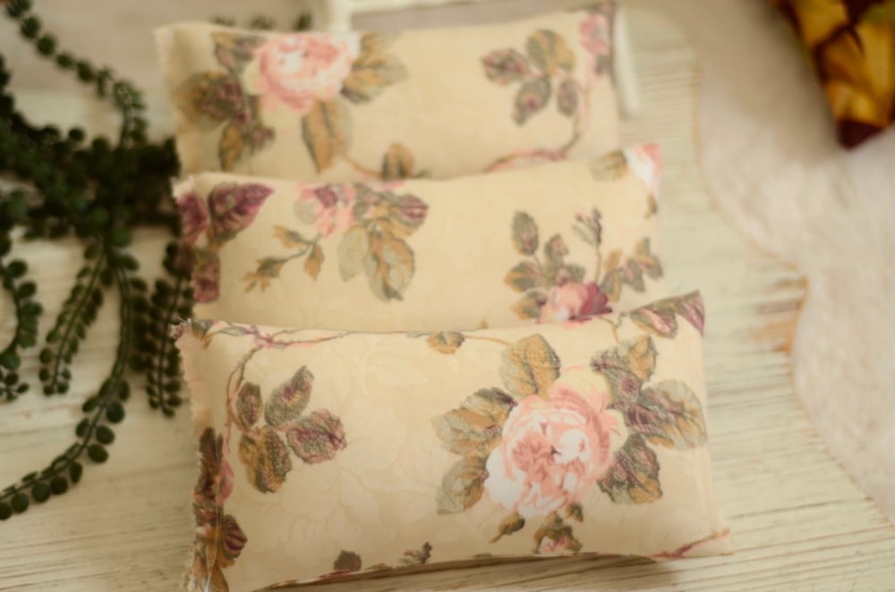 Image of ROZA pillow set