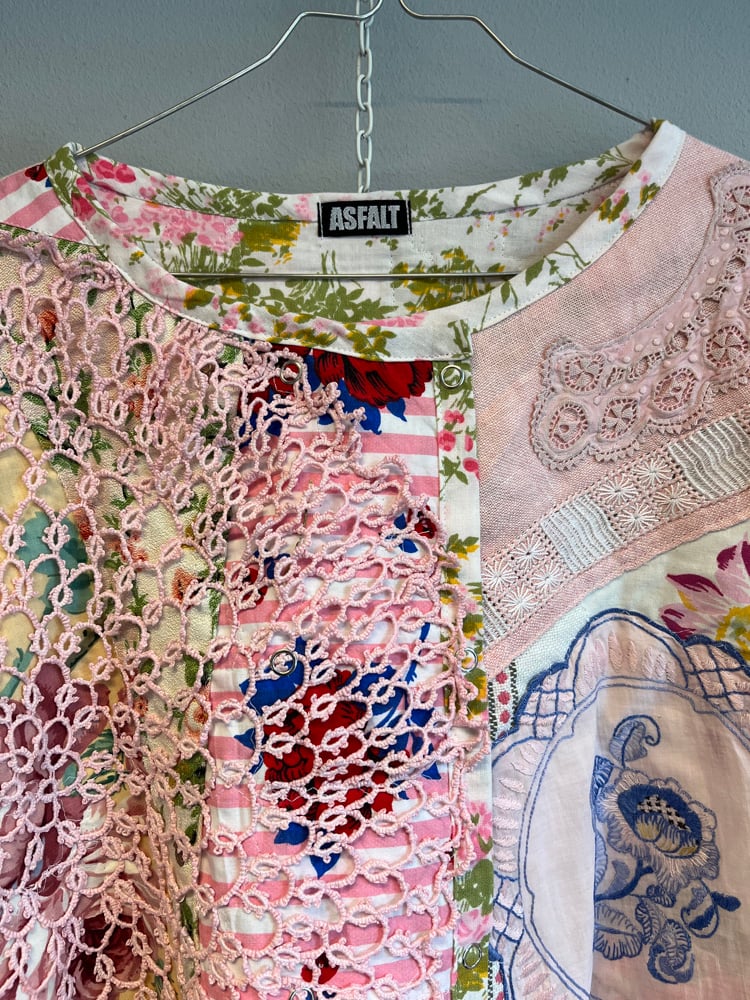 Image of Sunday puzzle jacket pink (xs-xl)