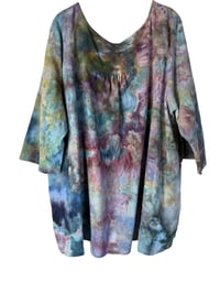 Image 8 of 3XL Cotton Woven Forager Top in Earthy Watercolor Ice Dye