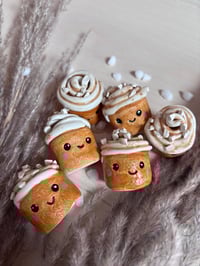 Image 2 of Cinnamon-hun (small) 