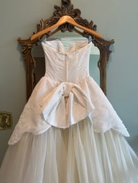Image 19 of 1950s Glamorous Ballgown  