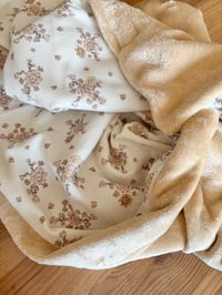 Image 1 of COUVERTURE D’ÉTÉ COLLECTION FLEURI BOUQUET